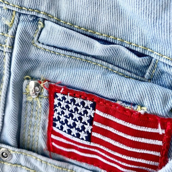 Lovesick Distressed Jeans, Size 1 - Picture 4 of 14